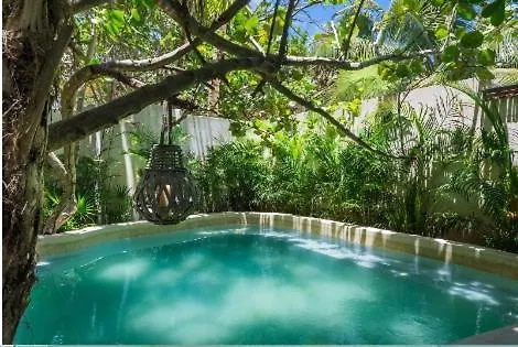 Villa Aldea Beachfront *