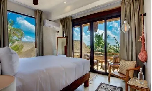 Villa Aldea Beachfront