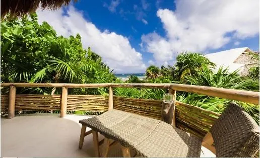 Aldea Beachfront Villa Tulum