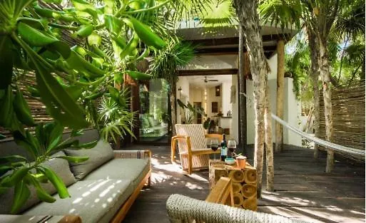 Aldea Beachfront Villa *