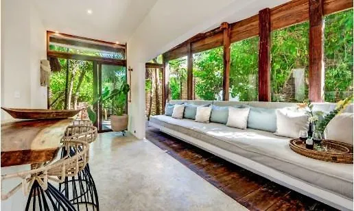 Villa Aldea Beachfront *