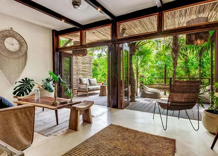 Villa Aldea Beachfront